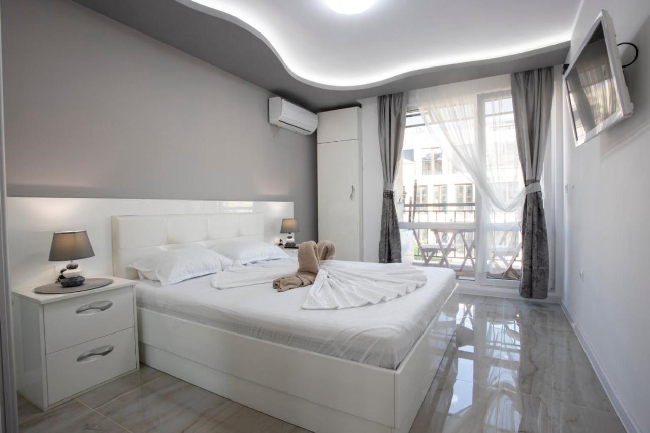 Appartamento Апартамент За Гости Ивви-1 Burgas Esterno foto