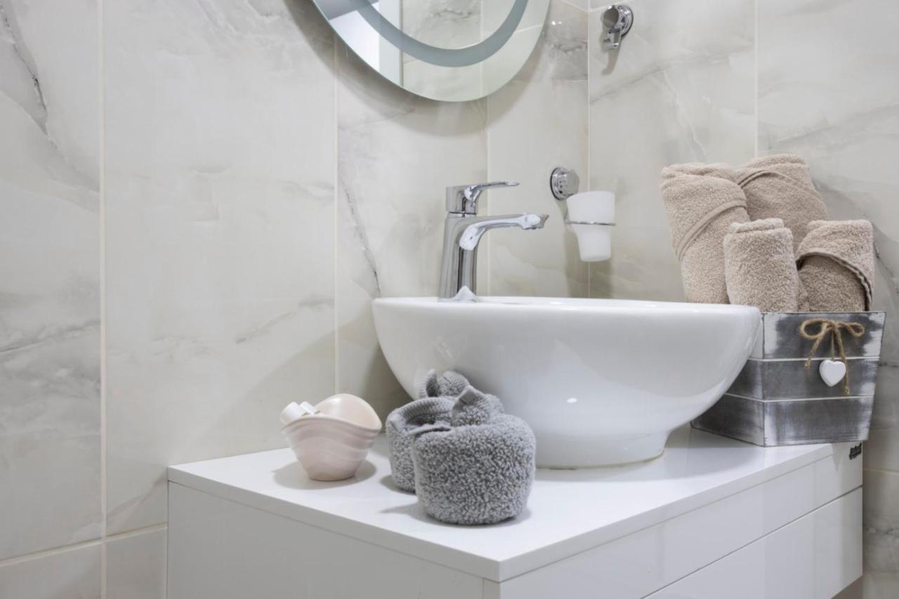 Appartamento Апартамент За Гости Ивви-1 Burgas Esterno foto
